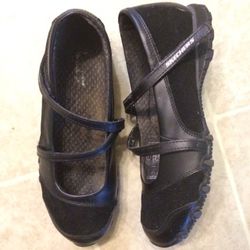 Shoes Women’s Skechers black