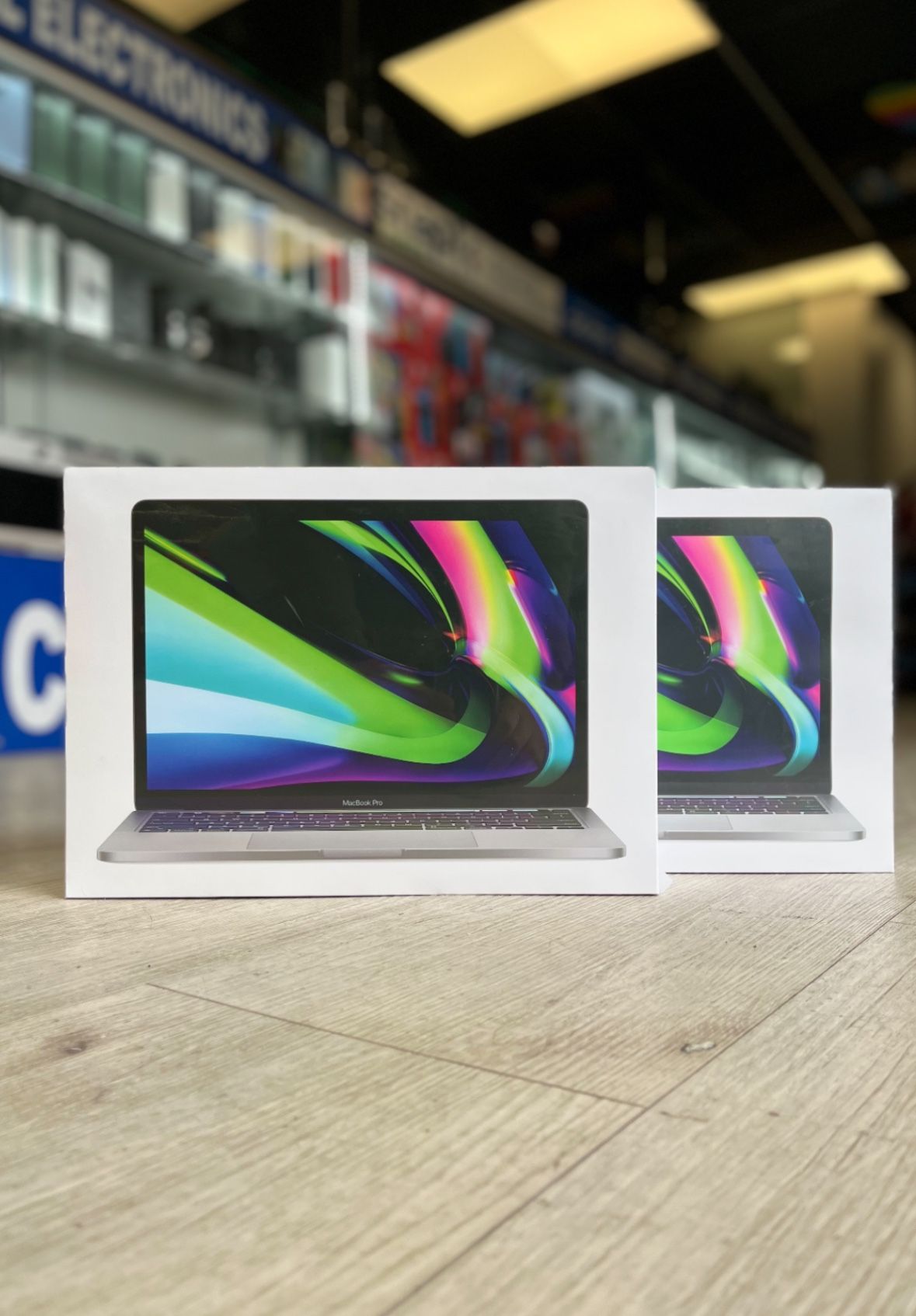 MacBook Pro 13 inch M2 Chip (New) (Take It Home In Payment/ llévatelo a casa en pagos)