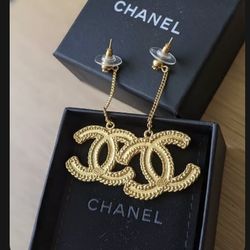 100% Authentic Chanel Gold Drop Earrings