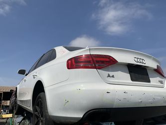 Parts for AUDI A4 AWD 4C 4D SEDAN PREMIUM 2009 - Stock #13799