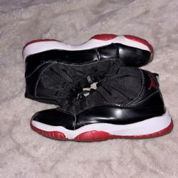 Jordan 11 Bread 