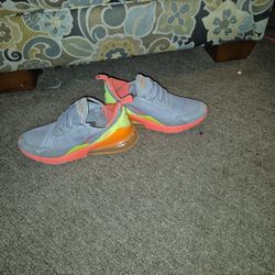 Nike Air Max 270