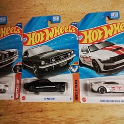 HOT WHEELS MUSTANGS $12
