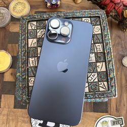 Iphone 15 pro max 256GB blue unlocked