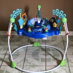 PRACTICALLY NEW FINDING NEMO BABY ACTIVITY JUMPER MUSIC LIGHTS AND SONGS WORKS 