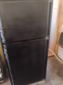 RV refrigerator