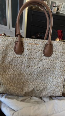 Michael Kors purse