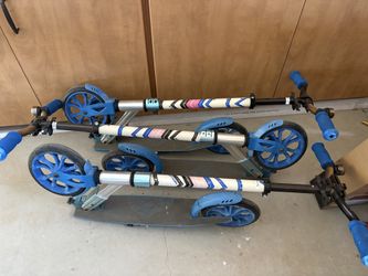3 Scooters