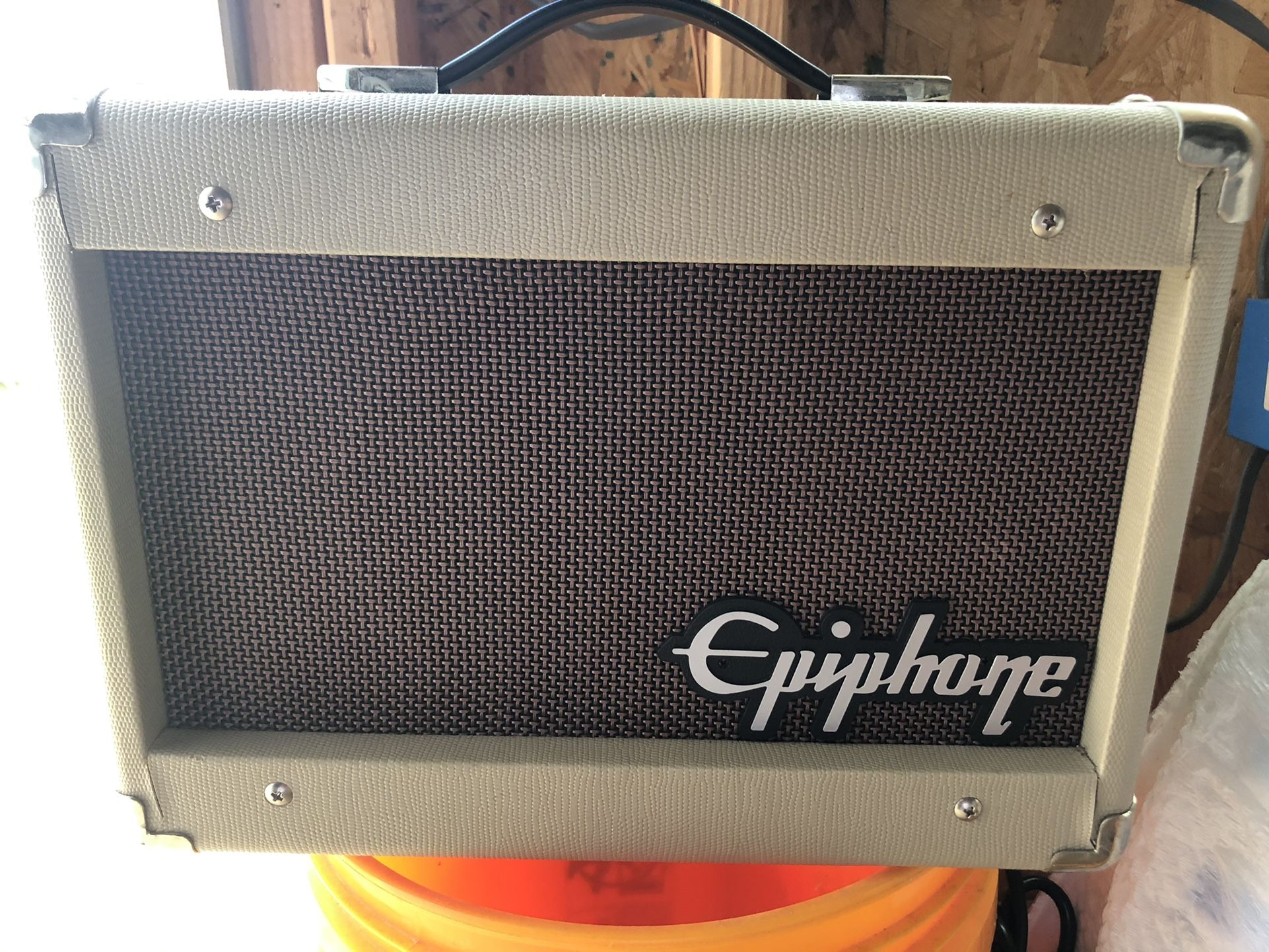 Epiphone Amplifier