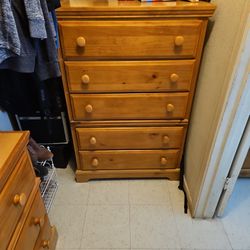 Dresser Set 