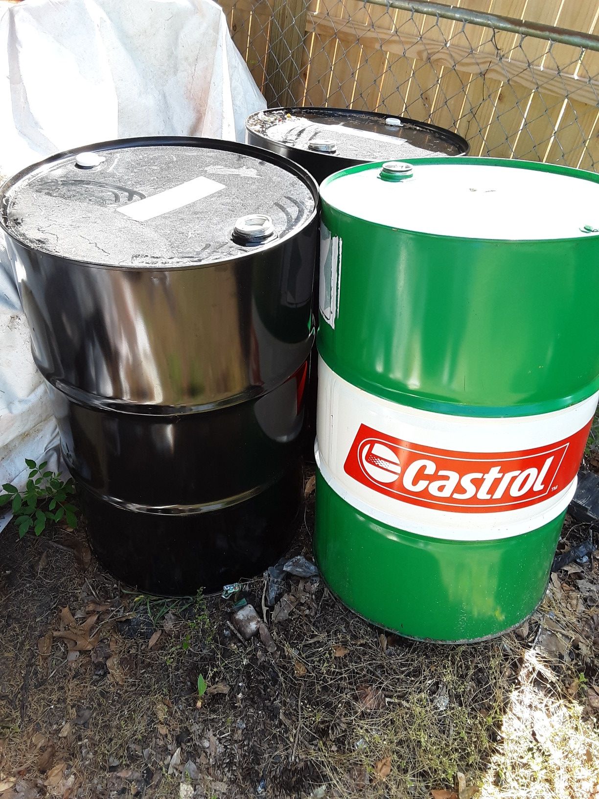 55 gal empty barrels/drums