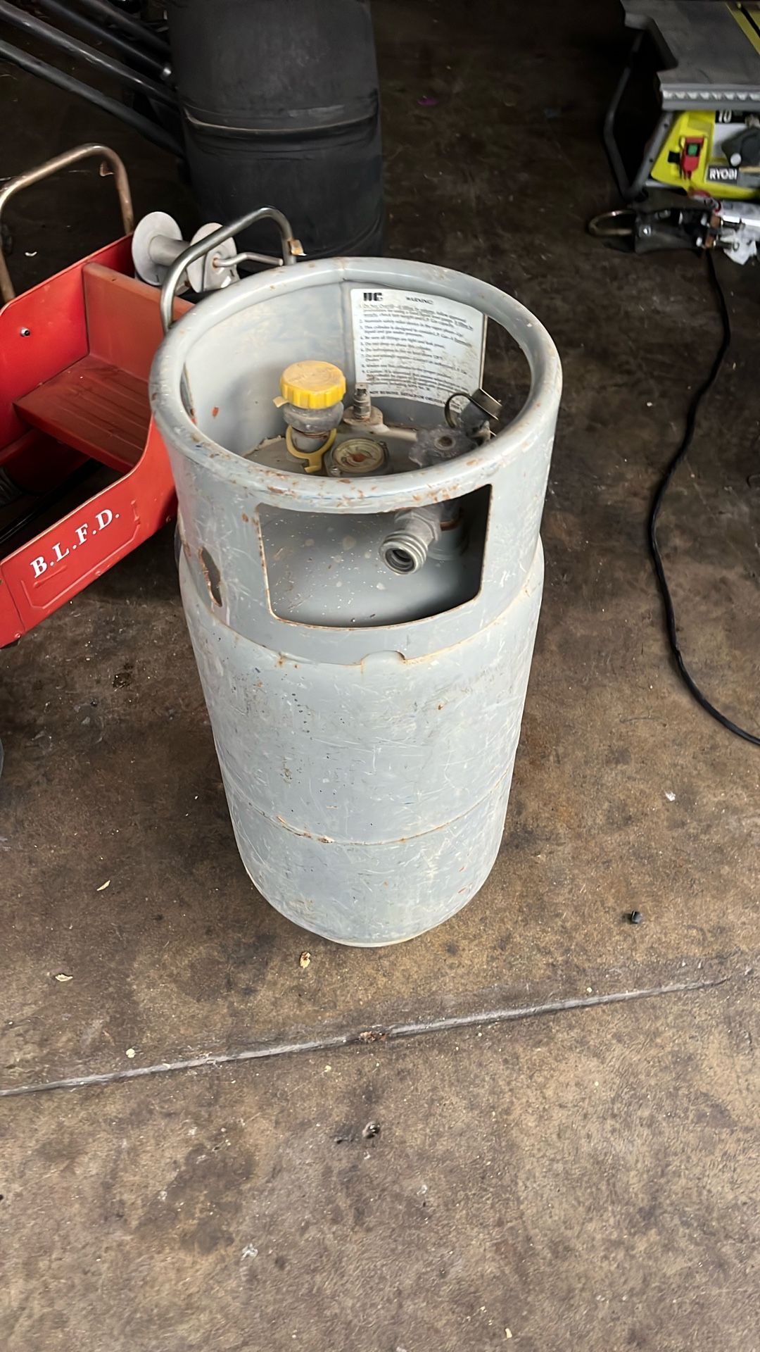 Forklift Propane Tank Full