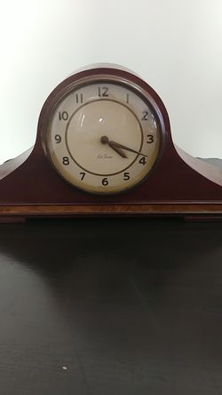 Vintage. Seth Thomas mantle clock. Table clock. Earlier 1900S. Made USA. Reloj antiguo Seth Thomas. Antiguo. Comienzos siglo XX. Hecho USA.