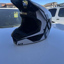 Mx V1 Fox Helmet