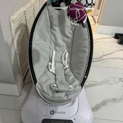 Moms Baby Swing New Never Used 