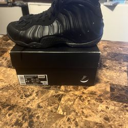 Nike Foamposite Anthracite