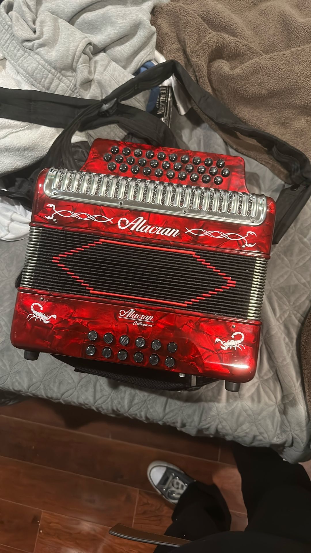 Alacran accordion Tono Fa 