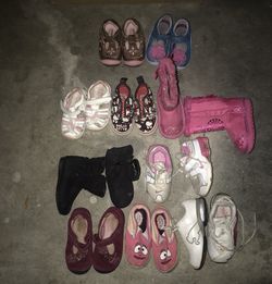 Girls shoes size 4 5 6 7 Skechers Nike vans puma stride rite