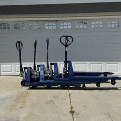 Pallet Jacks 