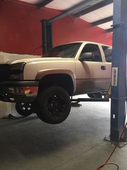 SUSPENSIONES FRENOS Y ALINEACIÓN