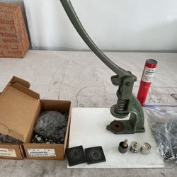 Handy Junior Button Press