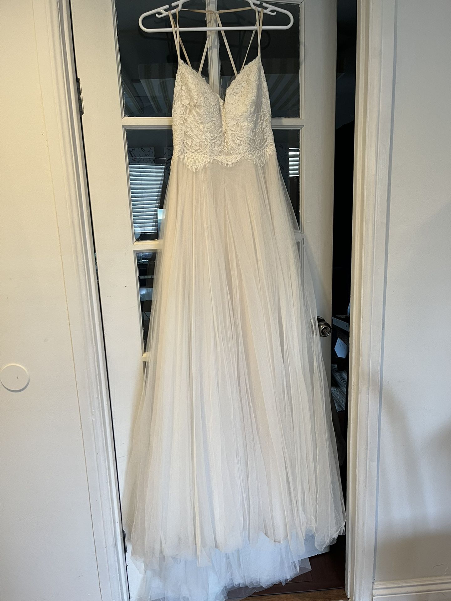 BHLDN Ivory Rosalind Wedding Dress, Size 02, Watters