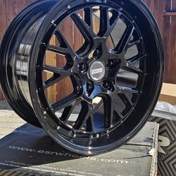 18x9.5 ESR CS11 Gloss-Black Rims (Brand NEW)