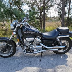 2001 Honda VF750CC PRICE Drop 