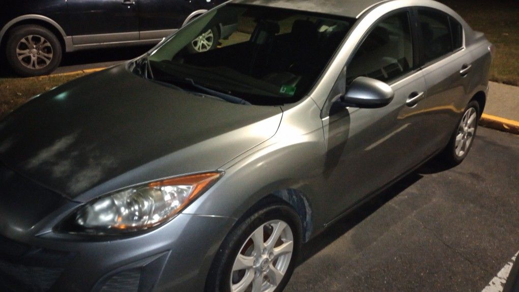 2011 Mazda 3 4cyl Automatic