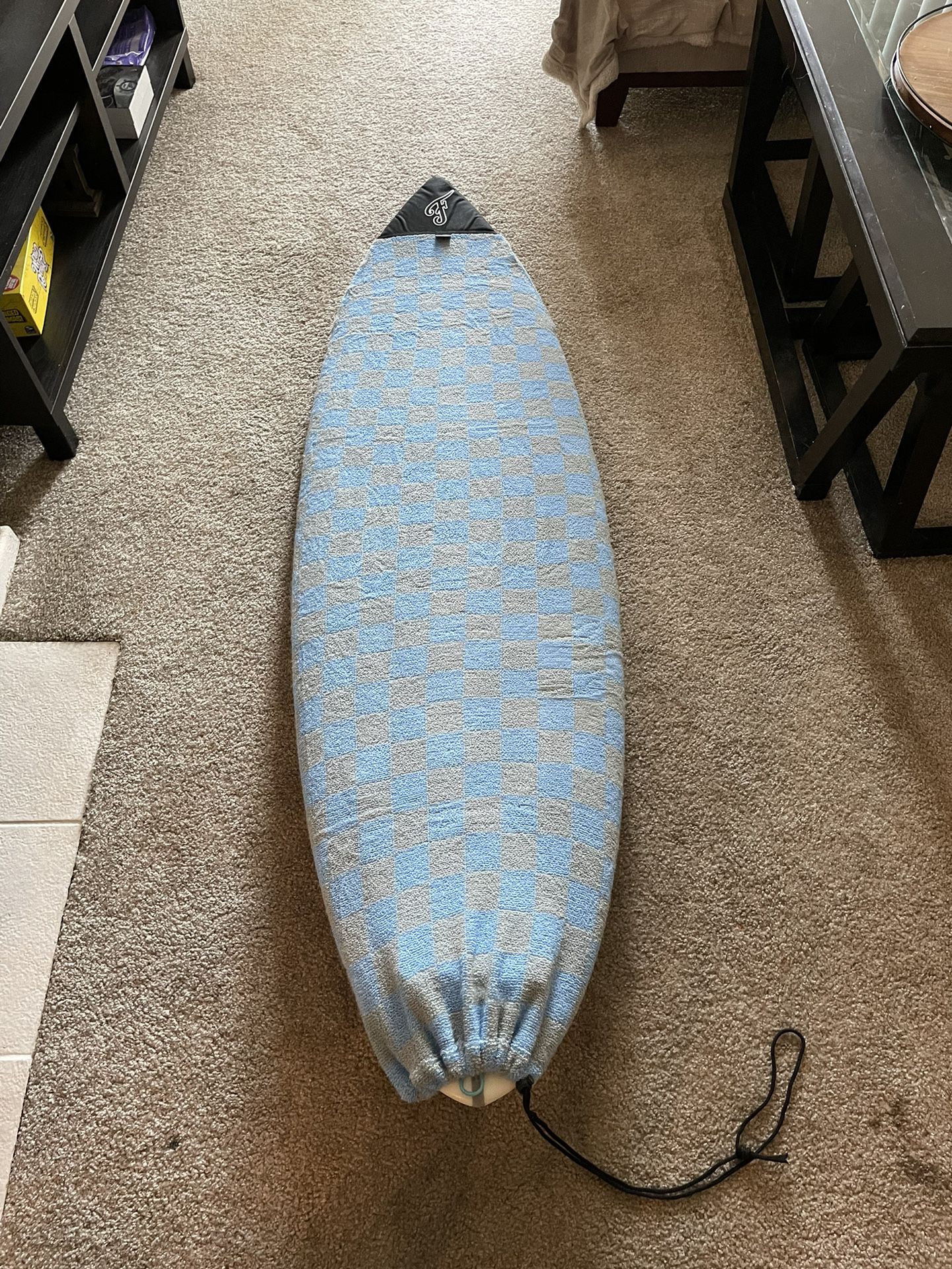 Fish Style Surfboard 5’8 x 20 - 31L