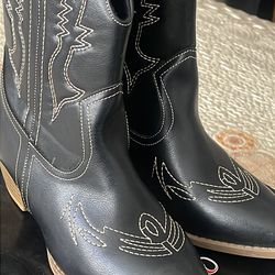 Botas plaquetas media bota de mujer size 4