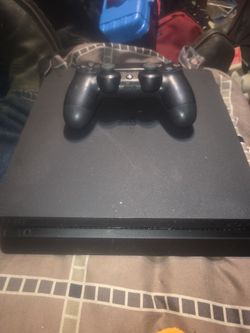 Ps4 Slim With 1 Controller
