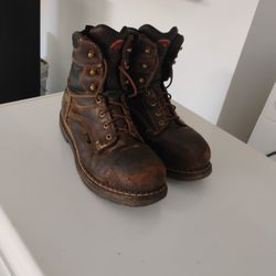 Men's 10.5 Redwings Boots (Used)