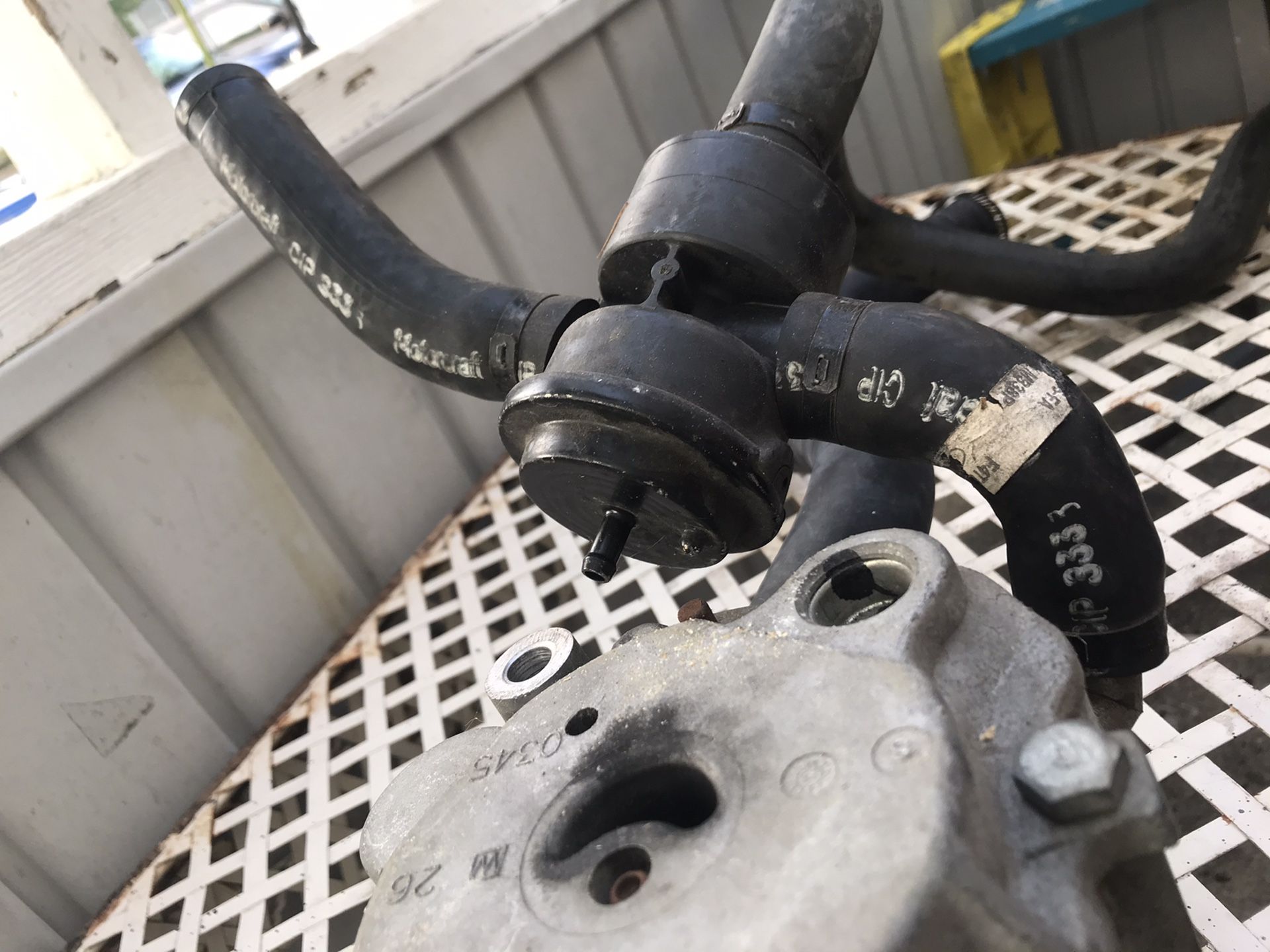 Ford OEM Smog Pump Air Injection Hose Assembly Air Diverter Valve F150