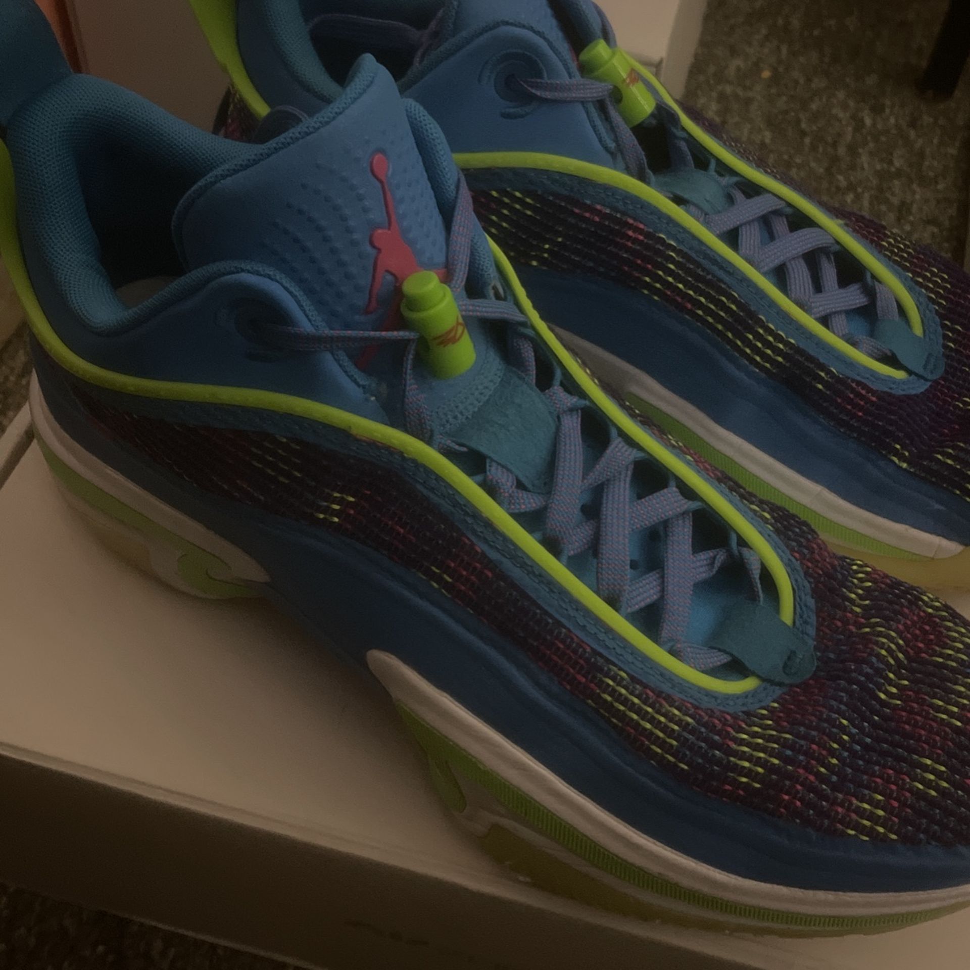Size 13 USED Air Jordan 36 Low Luka display picture 1