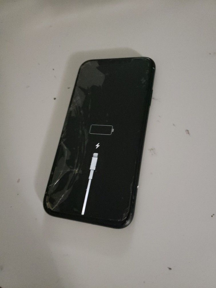 IPhone XR For Parts Only Icloud Locked