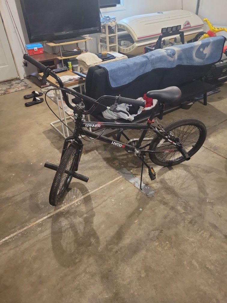 Spinner BMX Bike