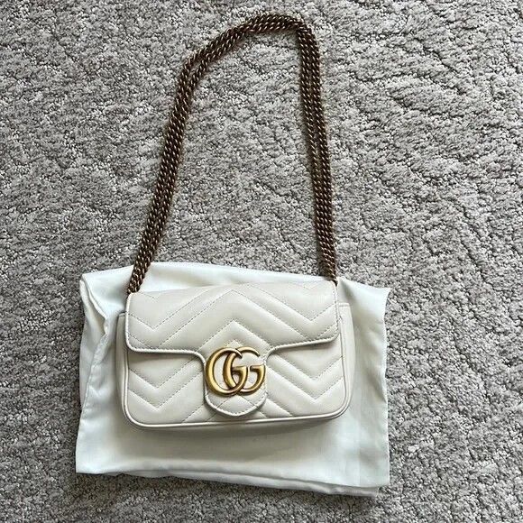 ๐๐ฎ๐๐๐ข Super Mini Marmont Bag