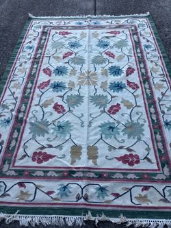 Kilim-dhurrie style rug