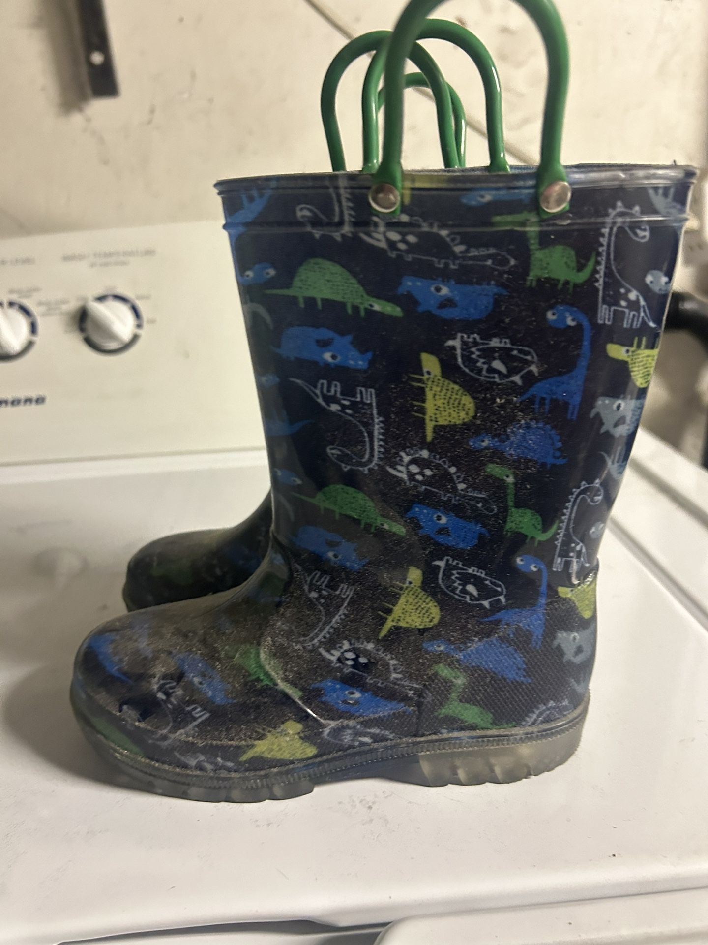 Boys rain boots