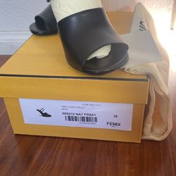 FENDI Brand New Shows Never Worn Size 38