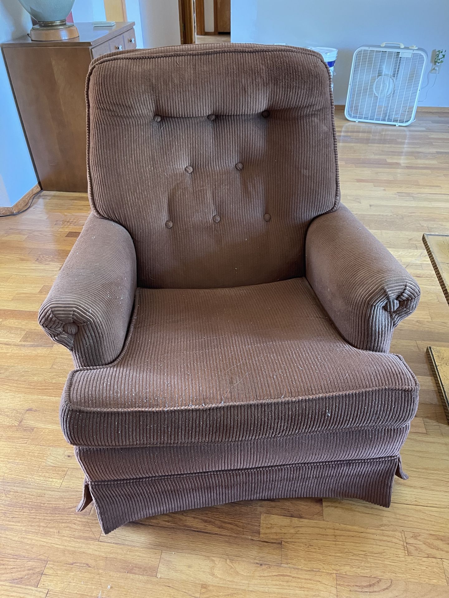 Swivel Rocker Arm Chair