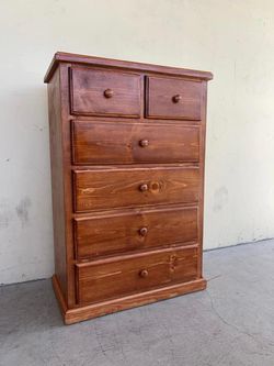 🔥BRAND NEW🔥 Pinewood 6 drawer dresser