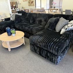 Giant Ashley Sectional In Black Corduroy 