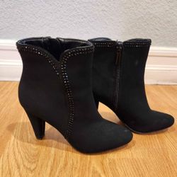 Women's Ankle Boots Sz 5.5 