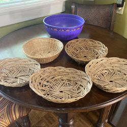 Wicker Bowl Set & Bonus Serving Bowl