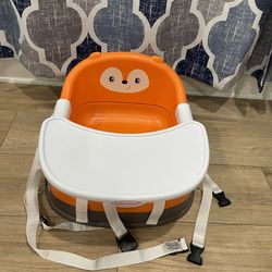 Infantino Travel Feeding Chair With Tray 