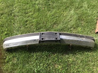 1995 to 1999 front bumper for a Chevy or gmc full size pick up or blazer