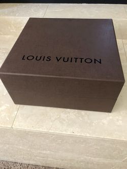 Authentic Louis Vuitton Box LV 10x9.5 for Sale in San Diego, CA - OfferUp