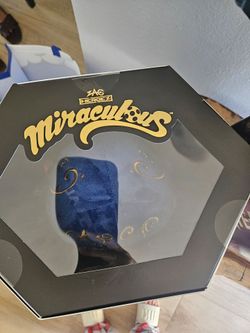 Miraculous "comic con exclusive"